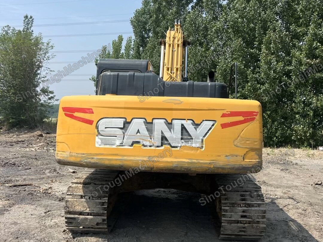 Used Sany SY215C Crawler Excavator — view 2