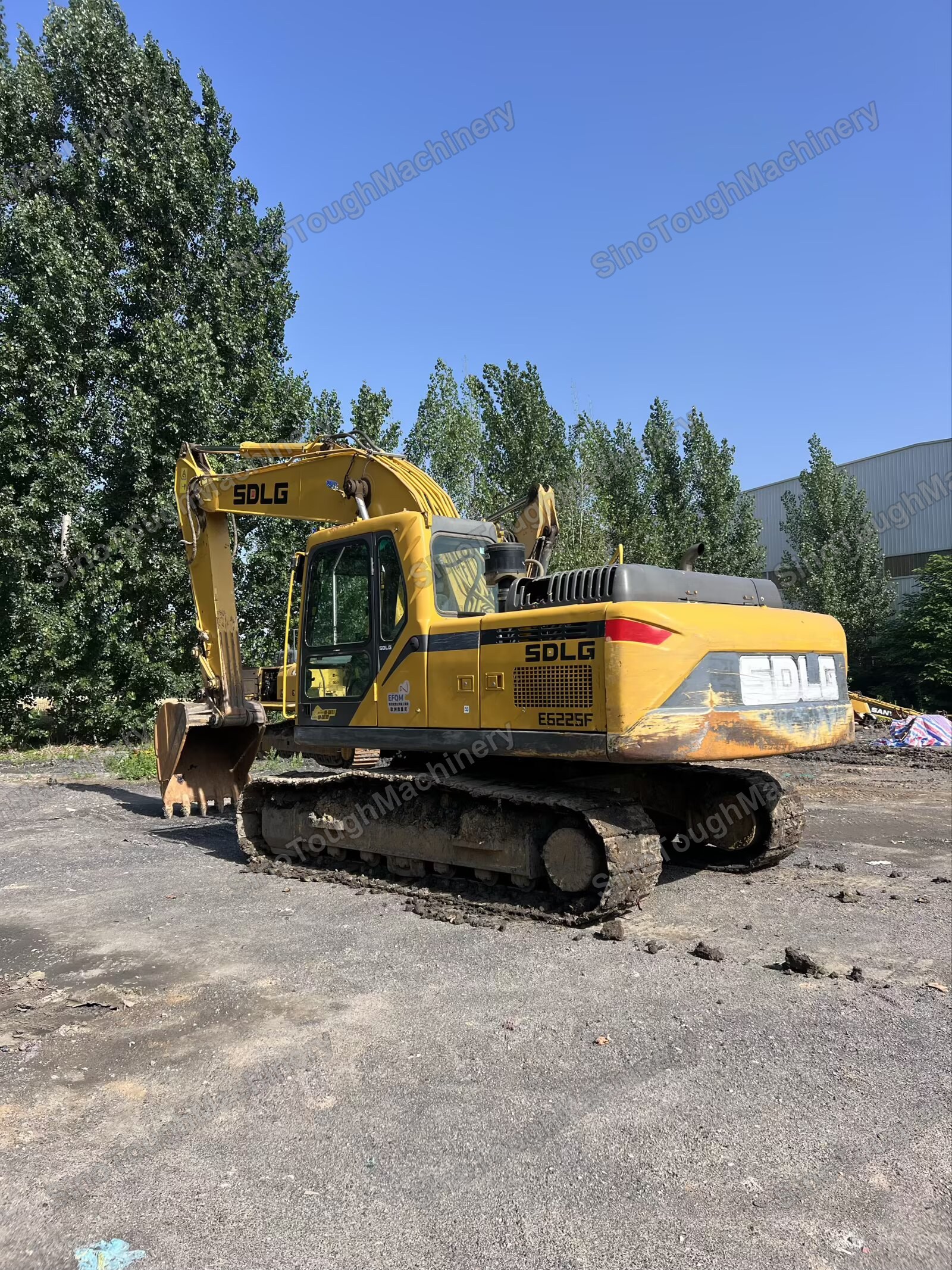 Used SDLG E6225F Crawler Excavator — view 3