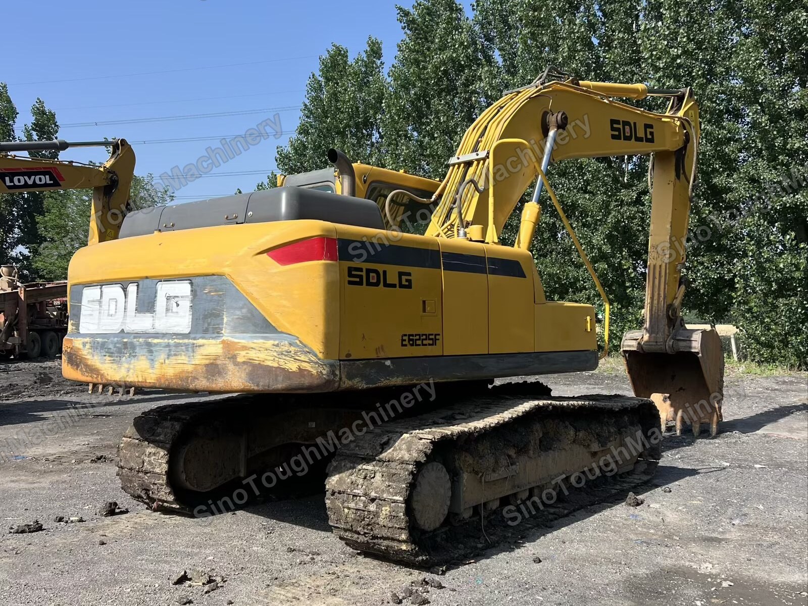 Гусеничный Экскаватор SDLG E6225F, б/у