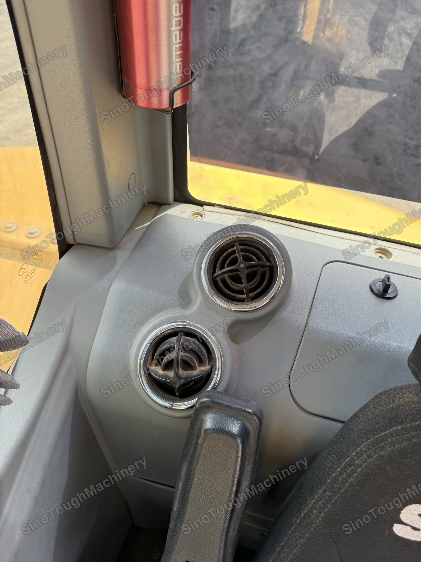 Used Shantui SE60 Crawler Excavator — view 5